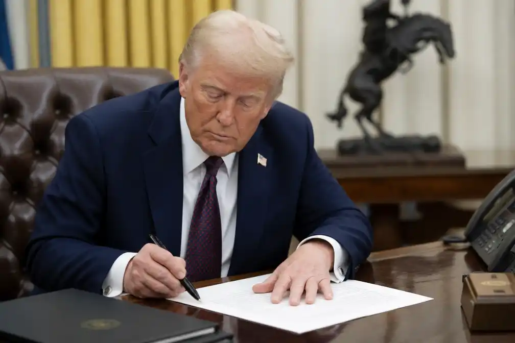 Trump deed in juni meer dan duizend beurstransacties ter waarde van 263 miljoen dollar
