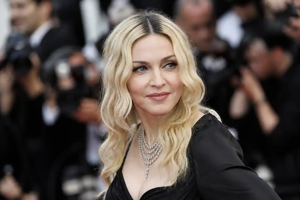 Verjaardagsfeest Madonna op Corfu zorgt voor Griekse politieke ruzie