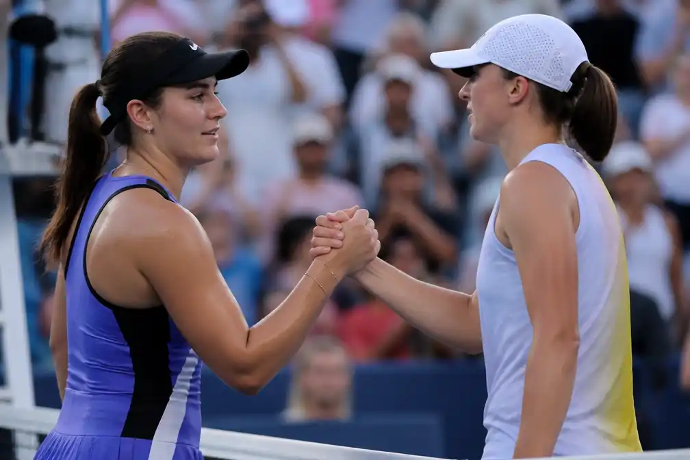 Pegula verslaat Świątek in Cincinnati en bereikt finale