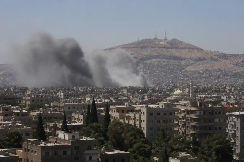 Syrië en Israël in gesprek na Israëlische aanvallen; VS-Iran-overleg wankelt