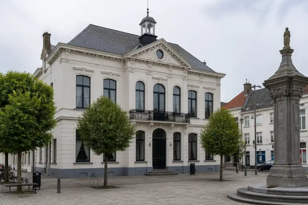 Muziekschool Ars Musica verhuist naar gerenoveerd oud gemeentehuis Assenede