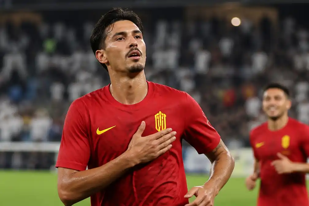 Tijjani Reijnders maakt eerste doelpunt voor Al-Qadsiah en is meteen matchwinner
