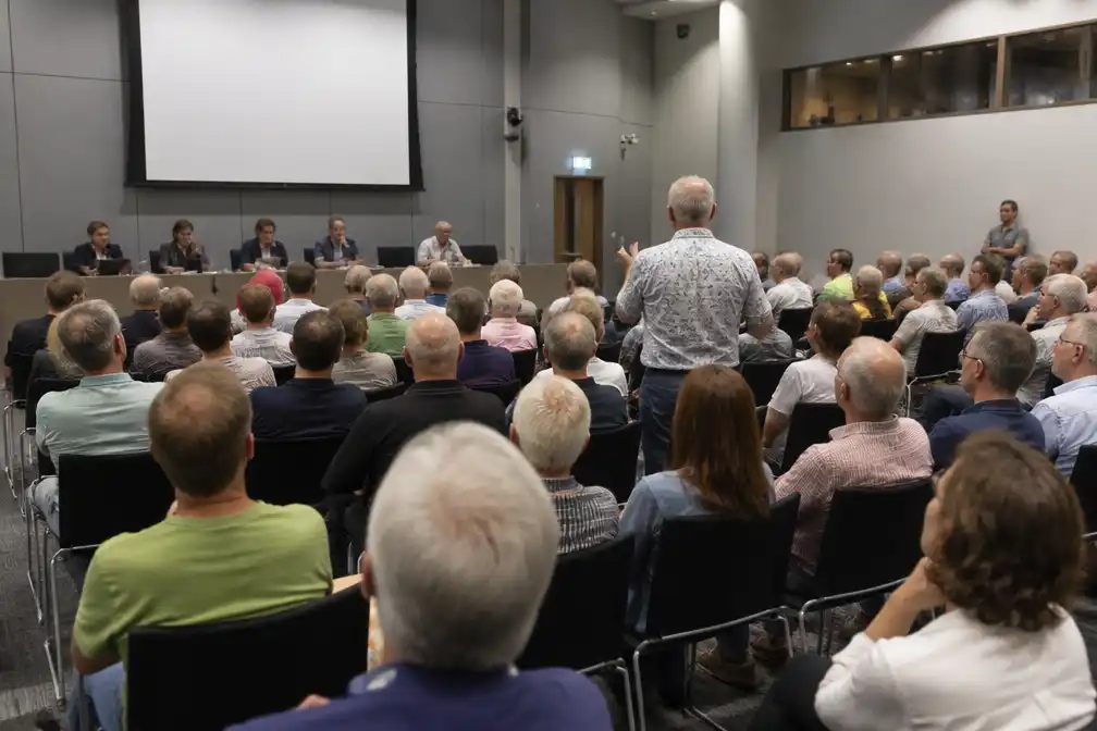 Honderd mensen bij inspraakavond asielopvang Engelen in Den Bosch