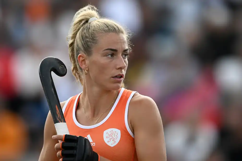 Xan de Waard beëindigt hockeycarrière na twee wedstrijden op WK in eigen land