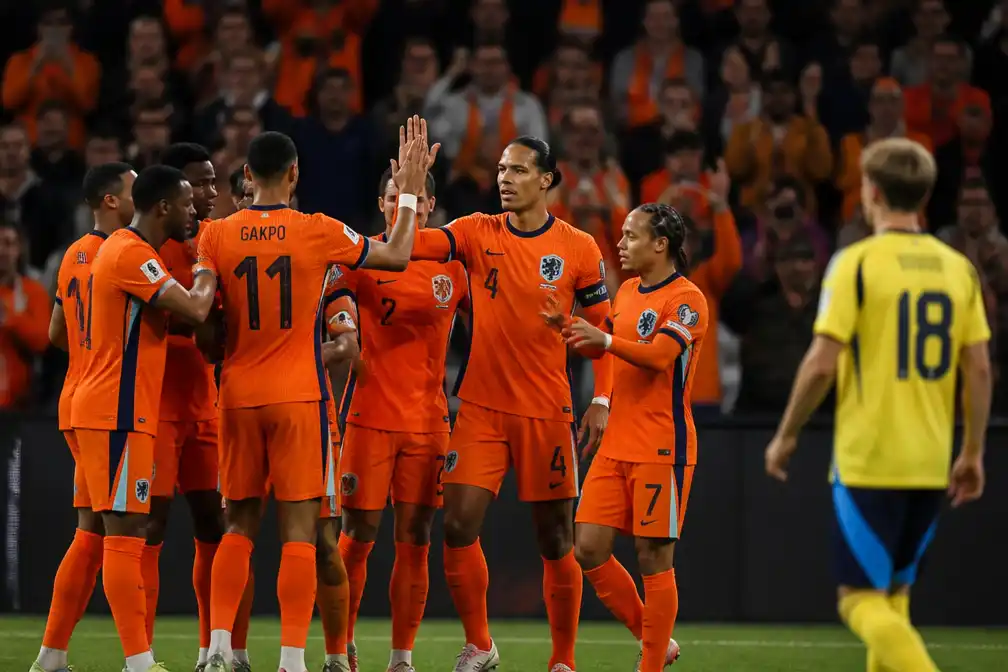 Nederland verslaat Zweden 5-1; nachtduel in knock-outfase mogelijk