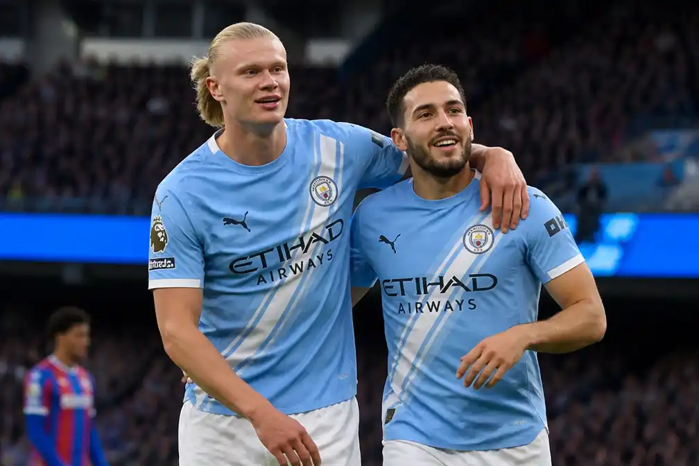 Haaland en Cherki scoren elk twee keer bij ruime City-zege op Crystal Palace