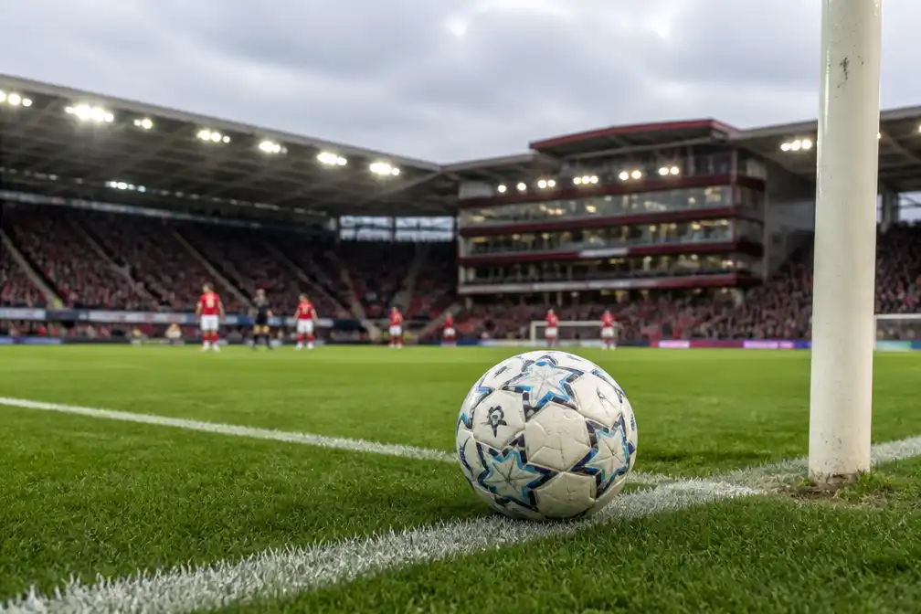 Eredivisie-koploper AZ ontvangt sterk gestart Go Ahead Eagles