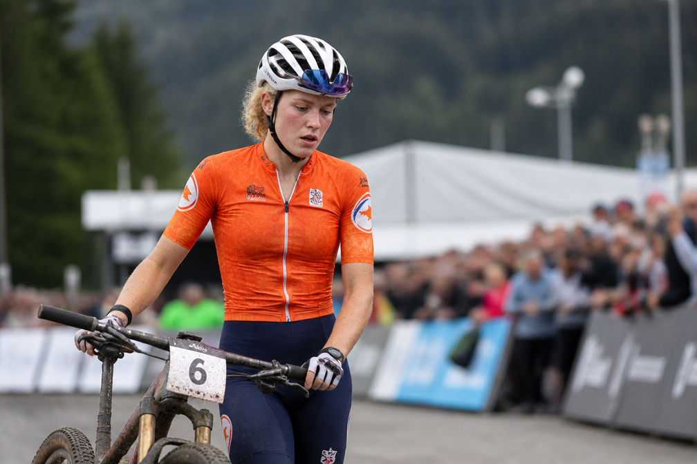 Puck Pieterse grijpt naast medaille op WK mountainbike in Val di Sole
