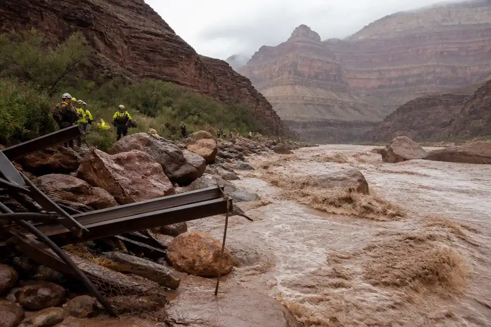 Twintig vermisten na plotselinge overstroming Grand Canyon