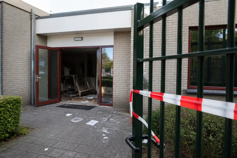 Basisschool De Kleine Vos in Mierlo dicht na vernielingen door inbrekers