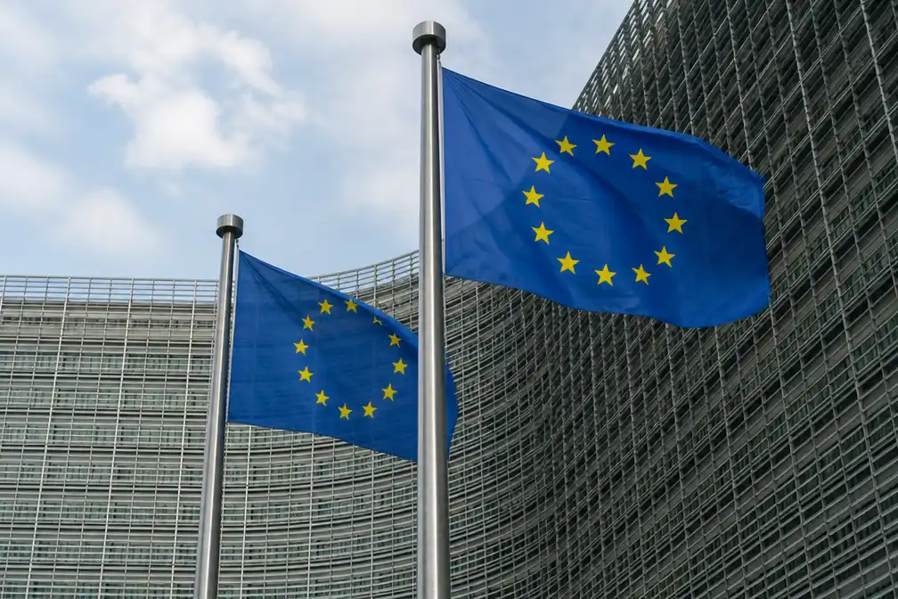 EU legt strengere digitale regels op aan ChatGPT, Reddit en Roblox