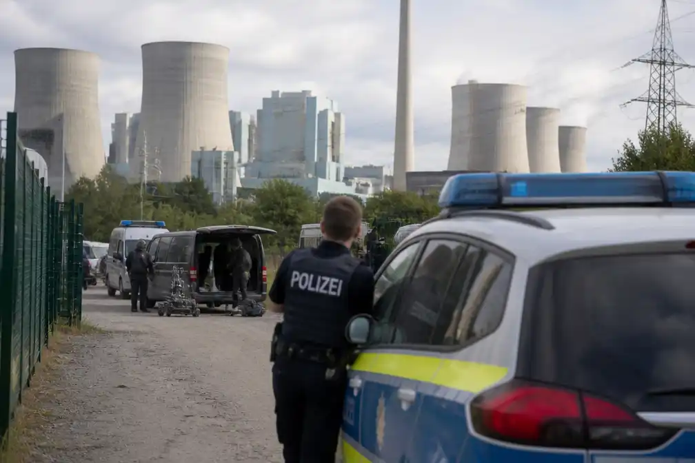 Explosieven gevonden bij energiecentrale in Brandenburg, grote stroompanne afgewend