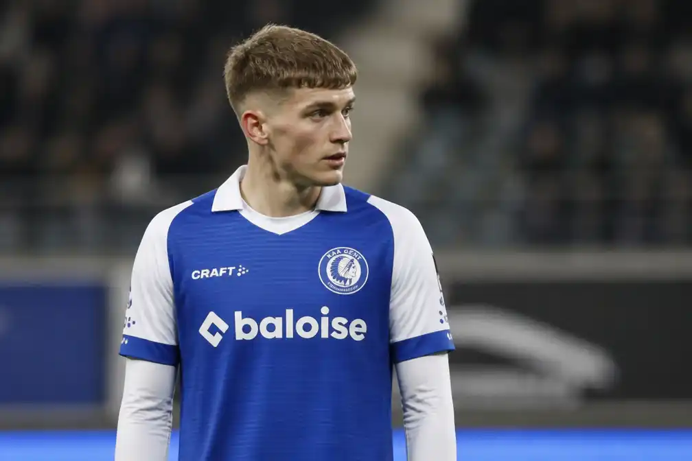 Bolton blaast transfer Max Dean af; spits blijft bij AA Gent