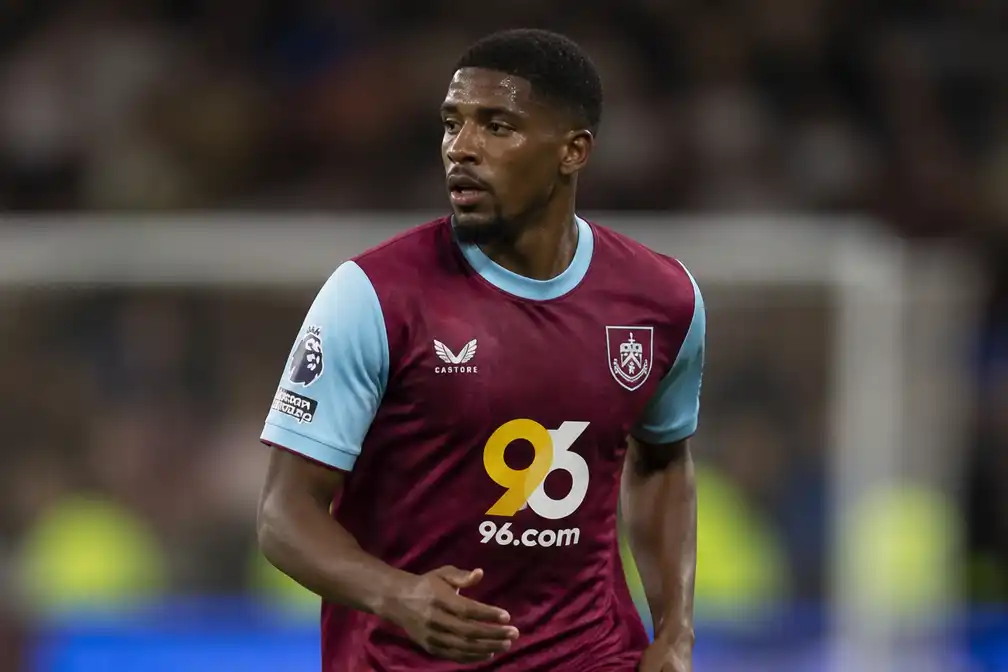 Zian Flemming verruilt Burnley voor Ipswich Town en blijft in Premier League
