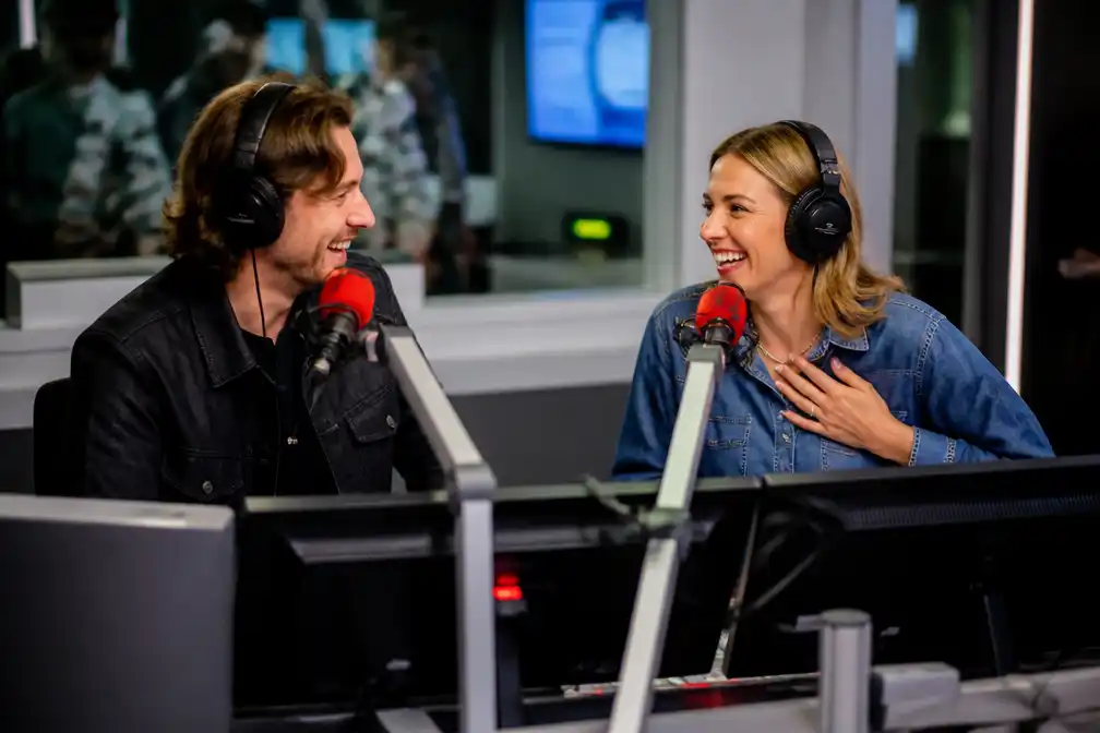 Mattie en Marieke na acht jaar weg bij Qmusic; fans missen hen nu al