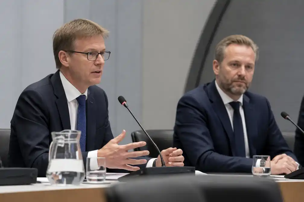 De Jonge en Putters verantwoorden zich in coronaverhoor