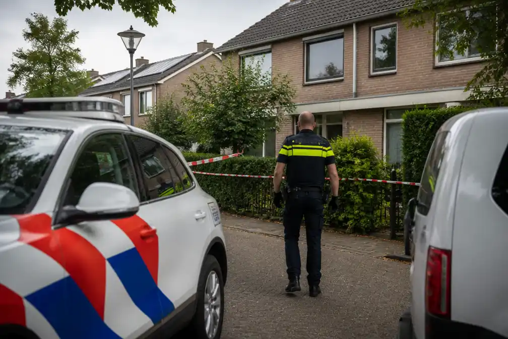 Jongen (12) dood gevonden in woning Eerbeek; volwassene opgepakt