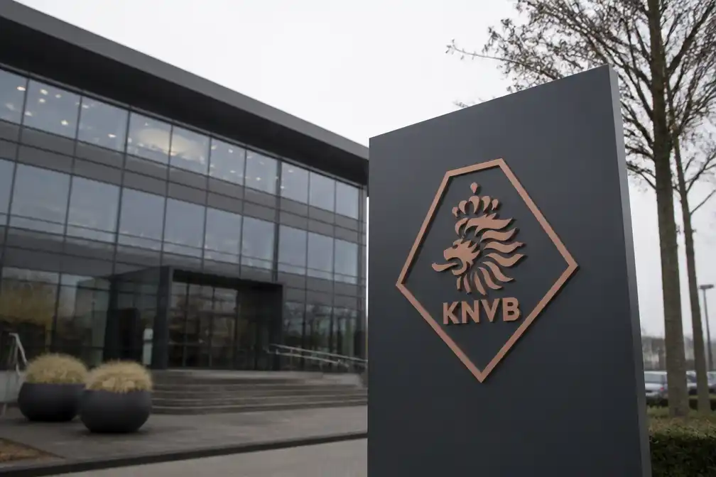 KNVB gaat vooralsnog niet in op FIFA-beschuldiging van lastercampagne UEFA