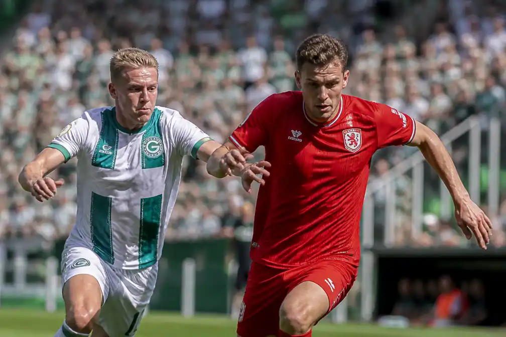 FC Twente speelt op 6 september lunchduel tegen FC Groningen in Eredivisie