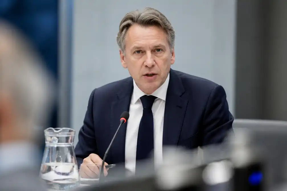 Nog 18 gemeenten onder actief toezicht om asielopvang