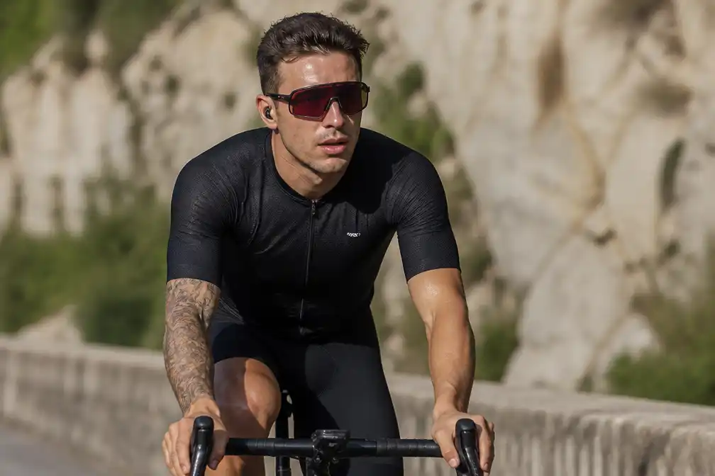 Dylan Groenewegen loopt spierscheur op bij trainingbotsing met motor