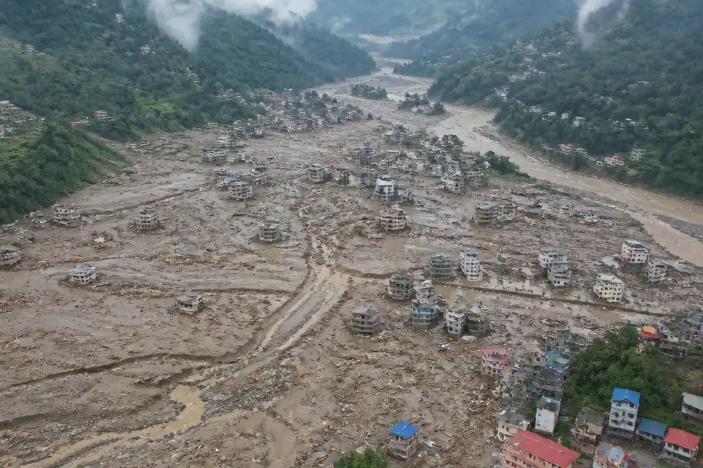 Overstromingen Nepal en Tibet: zeker 1.400 doden, bijna 5.800 vermisten