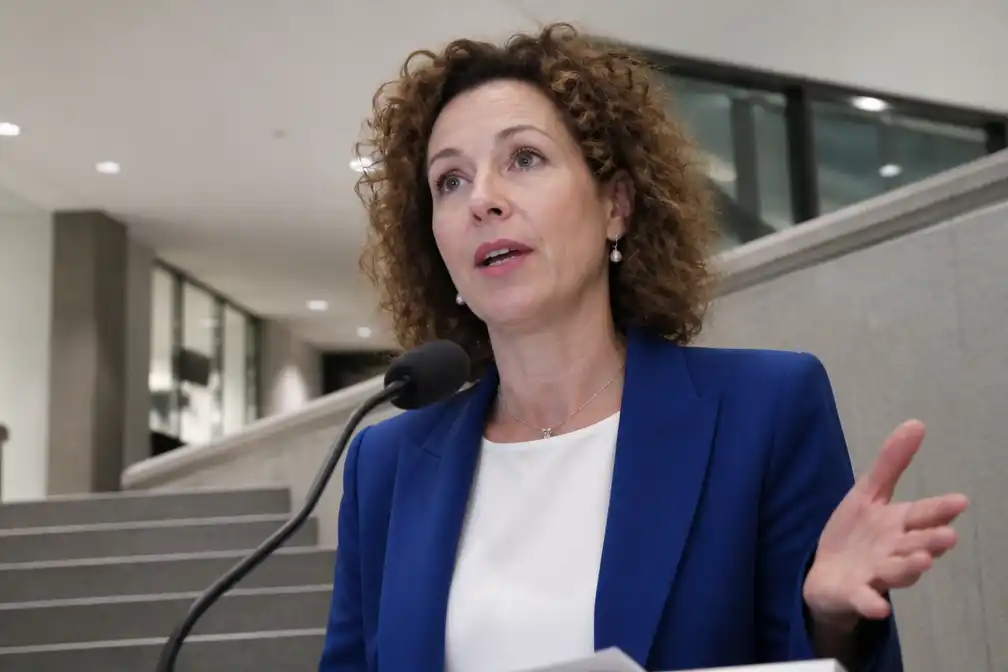 Tielen: beter leesvaardigheid jongeren is werk van lange adem
