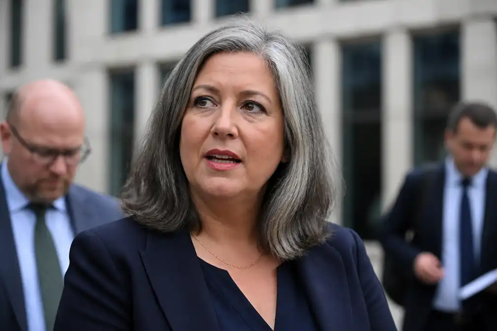 Britse minister geeft baas luchtverkeersleiding een week om storing te verklaren