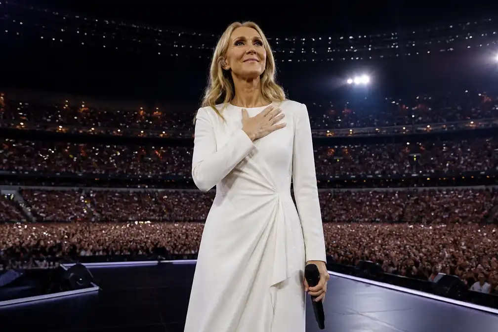 Céline Dion geeft na zes jaar weer volledig concert voor 30.000 fans