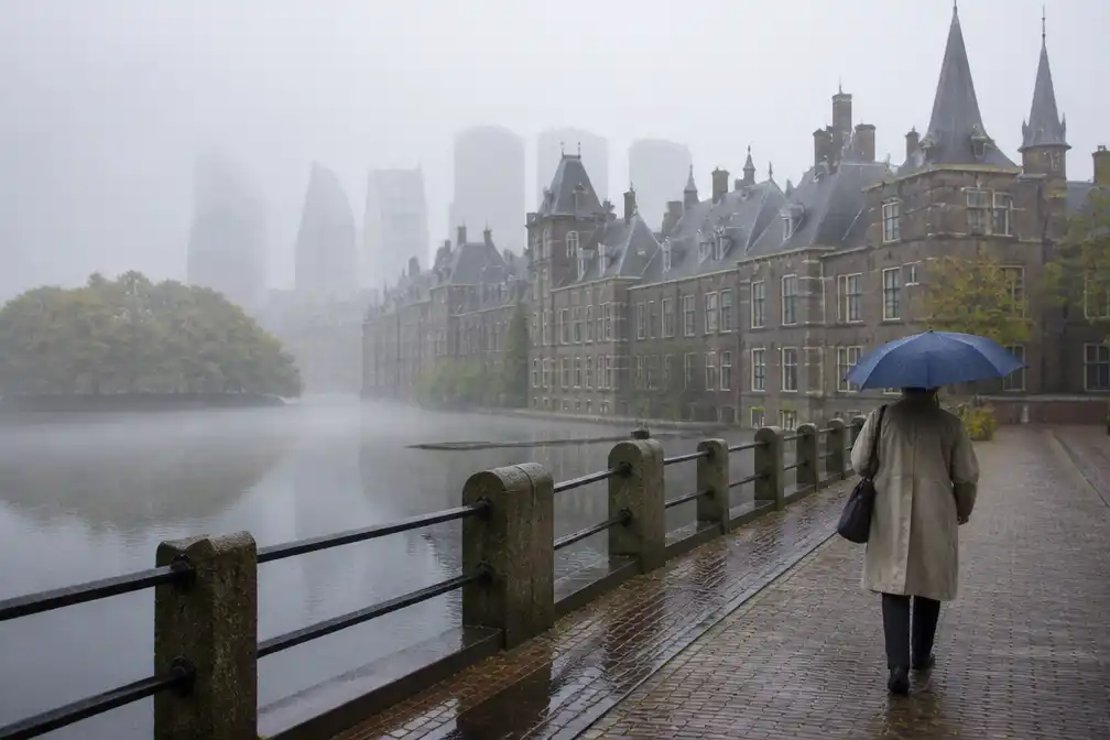 Prinsjesdag 2026 wordt warm en zonnig in wisselvallige week met buien