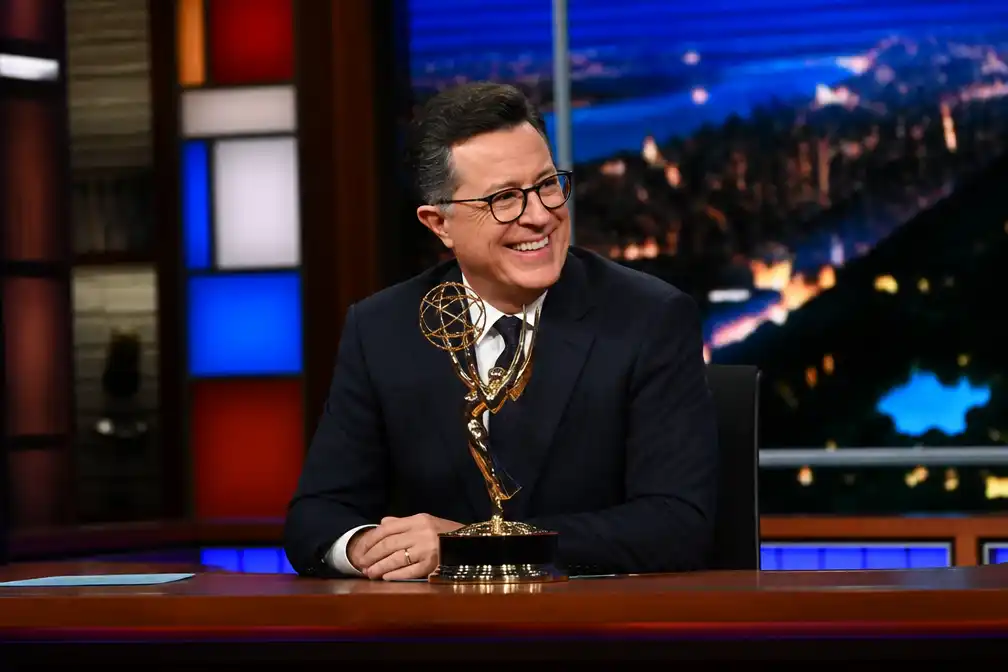Gecancelde show van Stephen Colbert wint Emmy voor Outstanding Variety Series