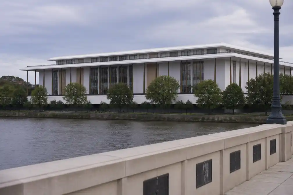 Kennedy Center sluit voor onbepaalde tijd na blokkade van Trumps naam