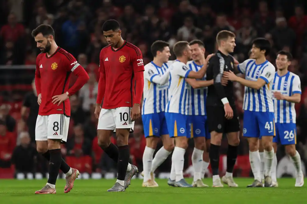 Manchester United uit League Cup na 2-3 tegen Brighton, dat 2-0 achterstond