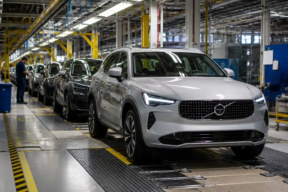 Volvo plant dertien nieuwe modellen tegen 2030 en maakt van Gentse fabriek multimerkenfabriek