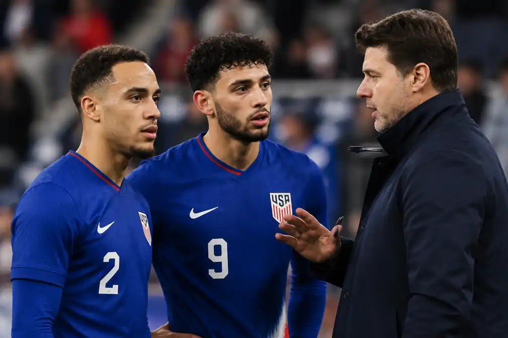 Pochettino roept PSV'ers Dest en Pepi op voor vier oefenduels