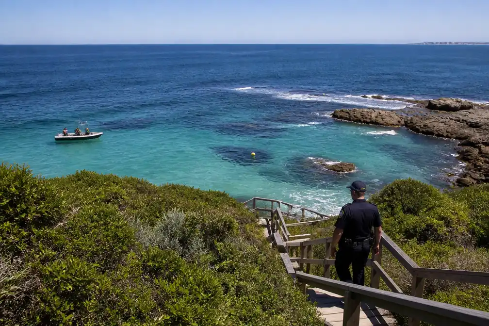 Man sterft na haaienaanval voor kust van Perth, tweede incident in korte tijd