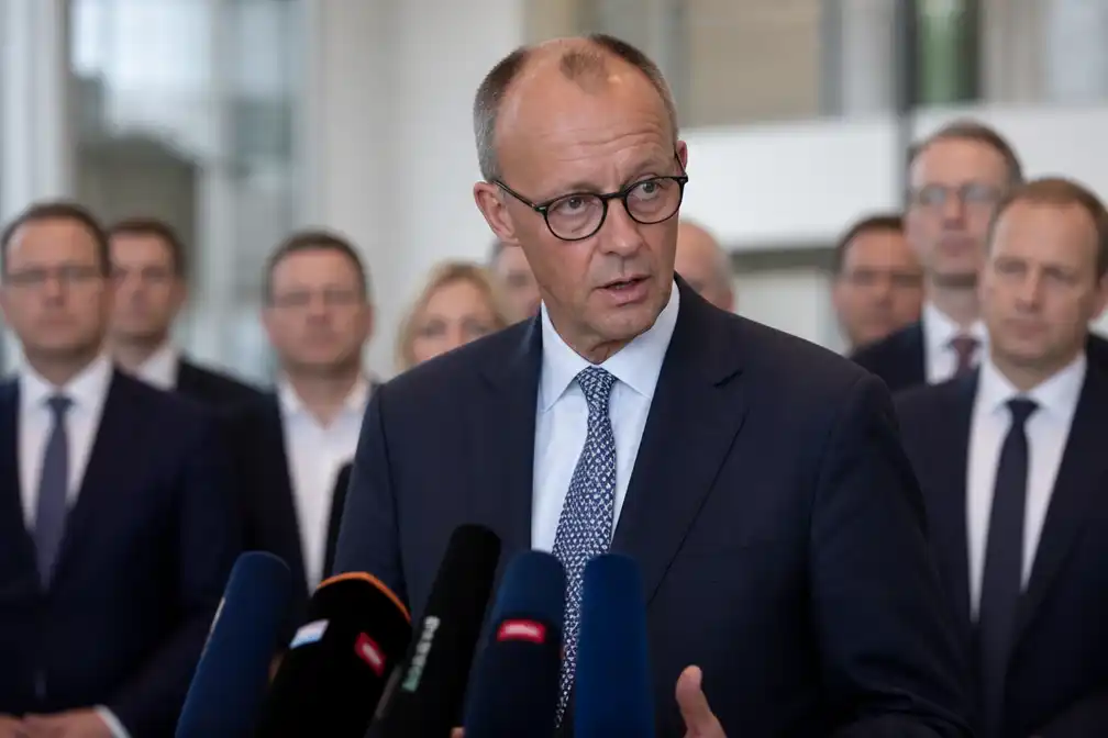 Merz blijft bondskanselier na zware CDU-nederlagen bij deelstaatverkiezingen