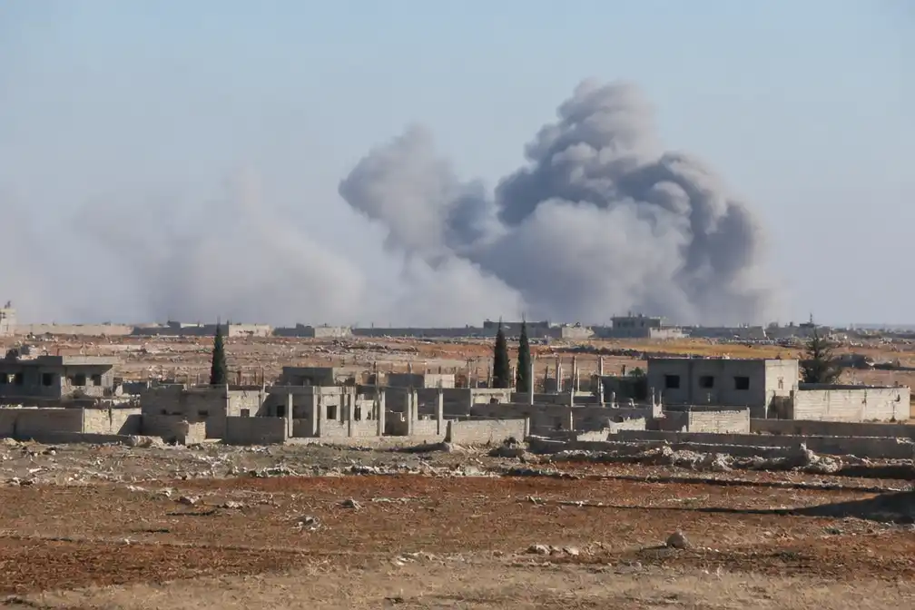 Wapenopslag ontploft bij Al-Eis in Syrische provincie Aleppo, zeker vier gewonden