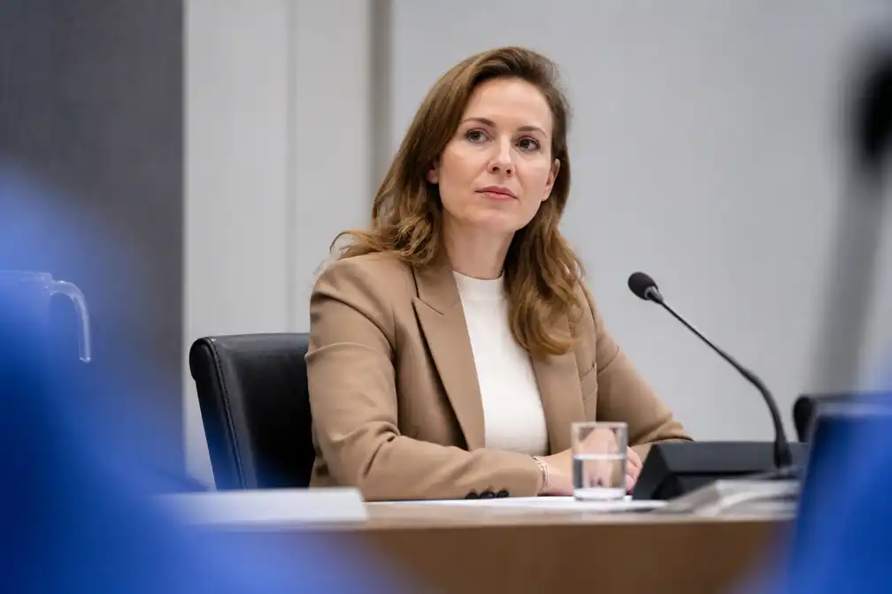 Minister Hermans bevestigt: ziekenhuizen gaan late abortussen uitvoeren