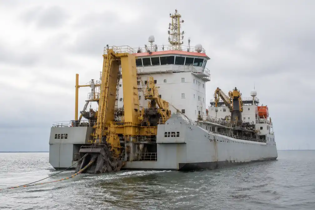 Jan De Nul bouwt schip dat energiekabels vijf meter onder de zeebodem begraaft