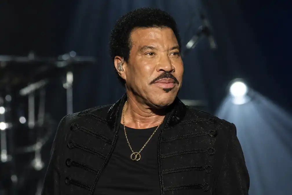 Lionel Richie ondergaat hartingreep wegens boezemfibrilleren