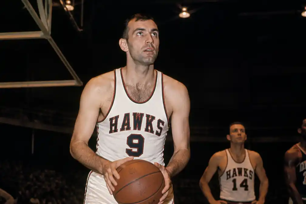 Bob Pettit, eerste MVP van de NBA en kampioen met de Hawks in 1958, overleden op 93-jarige leeftijd