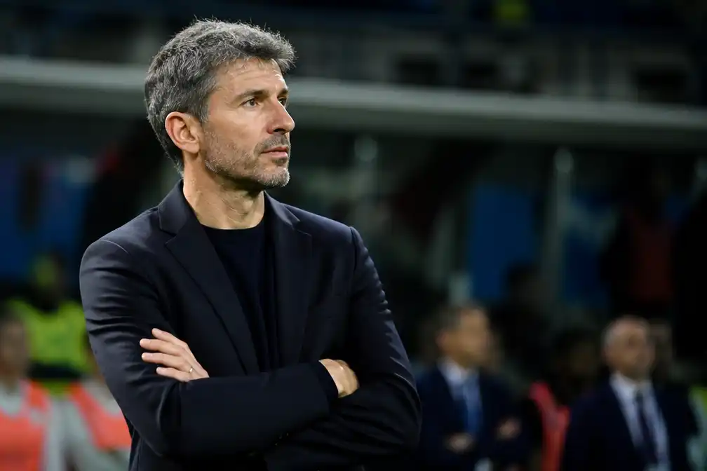 Van Bommel 'bijna 100 procent tevreden' na debuutzege België bij Italië