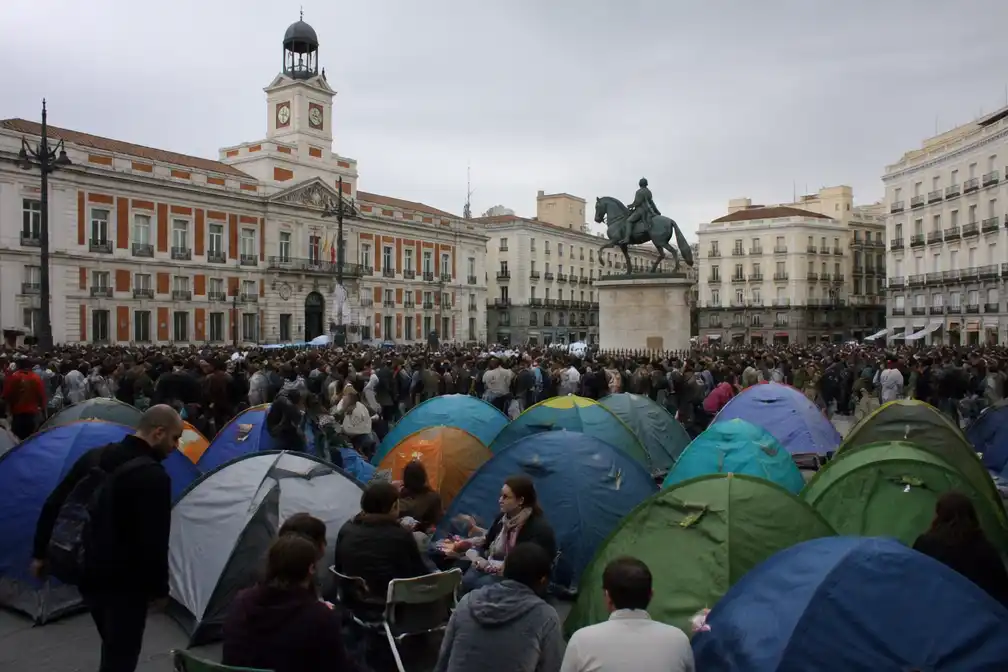 Duizenden protesteren in Madrid tegen woningcrisis na uithuiszetting 87-jarige vrouw