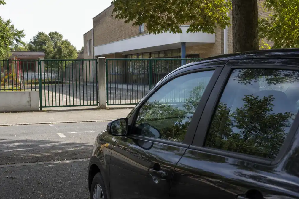 Meisje (1,5) overleden in Bertem nadat het een hele dag in de auto bleef