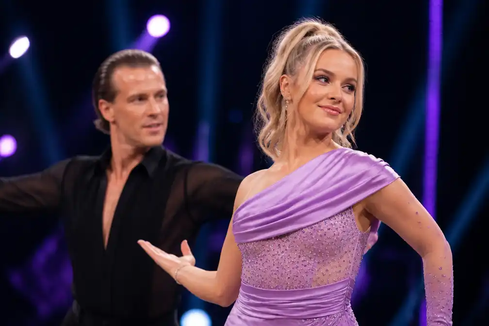Leah Behn overspoeld door reacties na debuut in Skal vi danse