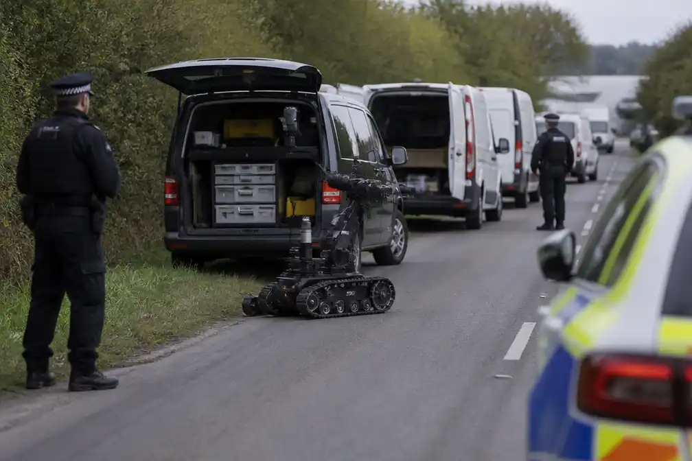 Vijf mannen opgepakt bij RAF Fairford in VK, politie onderzoekt Iraanse link
