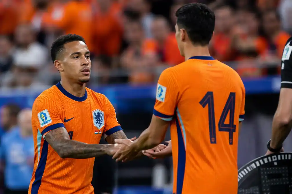 Justin Kluivert maakt WK-debuut als invaller tegen Tunesië