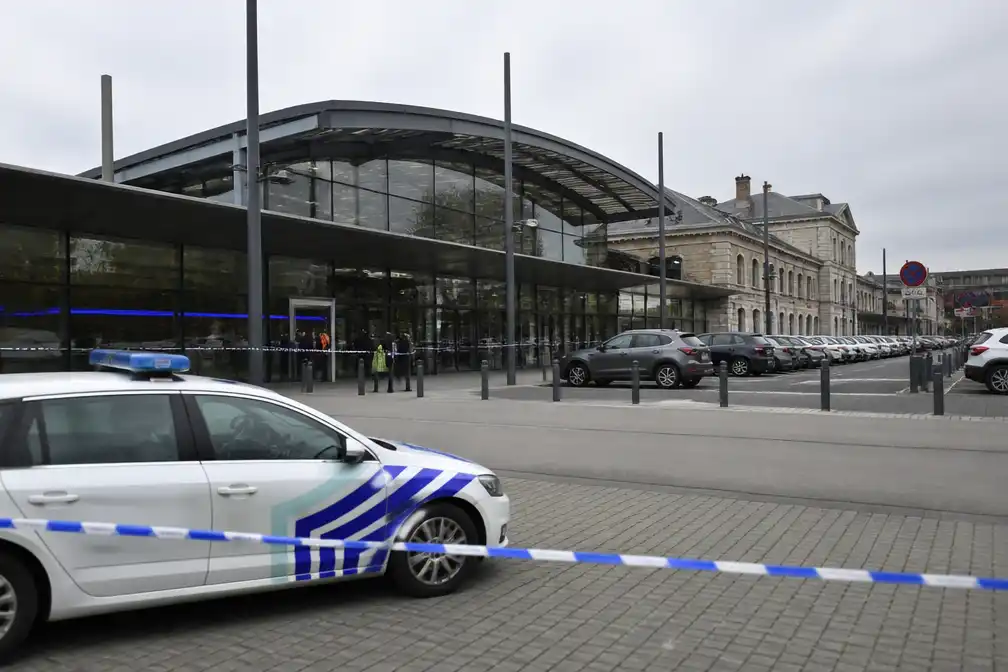 Lichaam van 39-jarige man gevonden bij station van Aarlen, meerdere arrestaties