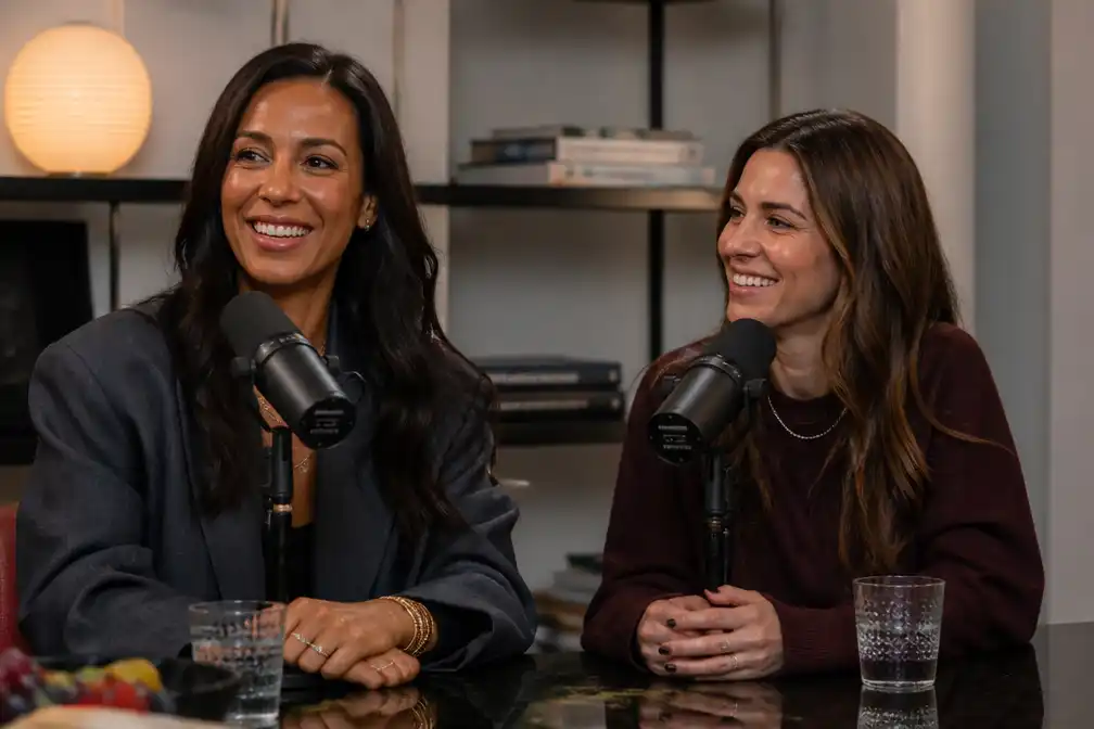 Maria Tailor en Tamara Elbaz maken theaterdebuut met podcast Geen Filter